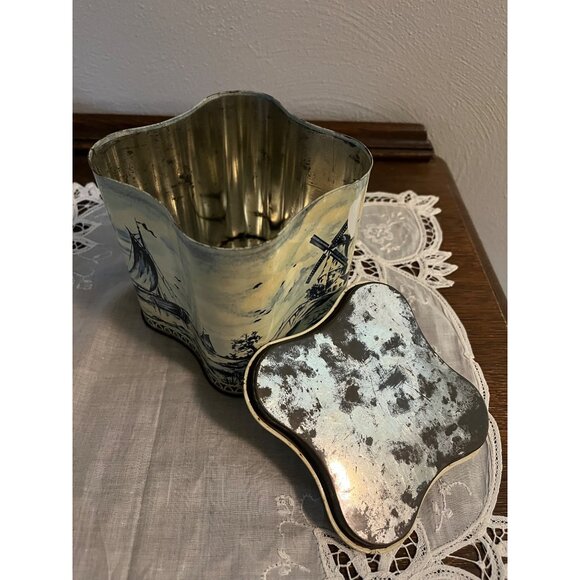 Dutch Scene Windmill Ship Tin with Lid, some paint drips - Picture 6 of 6